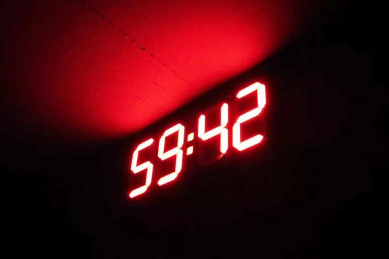 Read more about the article <strong>A tiny time-travelling – in other words: How it all started with the first Escape Room in Switzerland?</strong>
